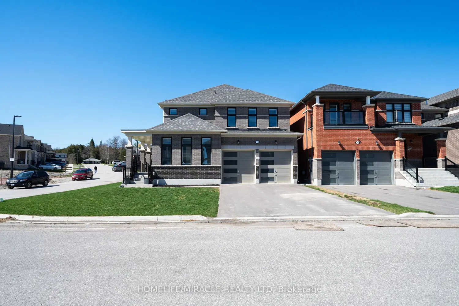 1 Ainslie Hill Crescent