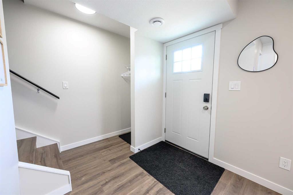Additional image 2 of D-10021 105 Avenue, Grande Prairie, AB, T8V1H2