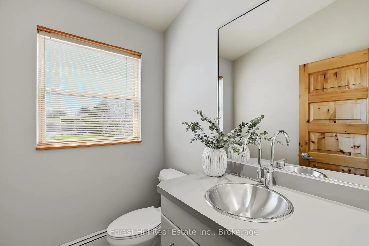 Additional image 8 of 295 Lakeshore Road