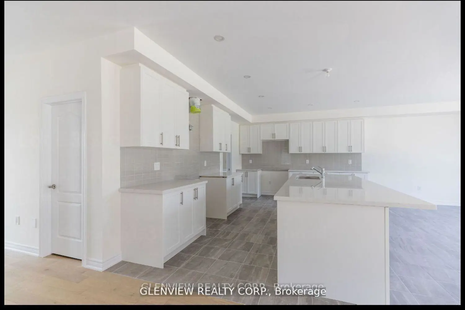 Additional image 13 of 3033 Sierra Drive