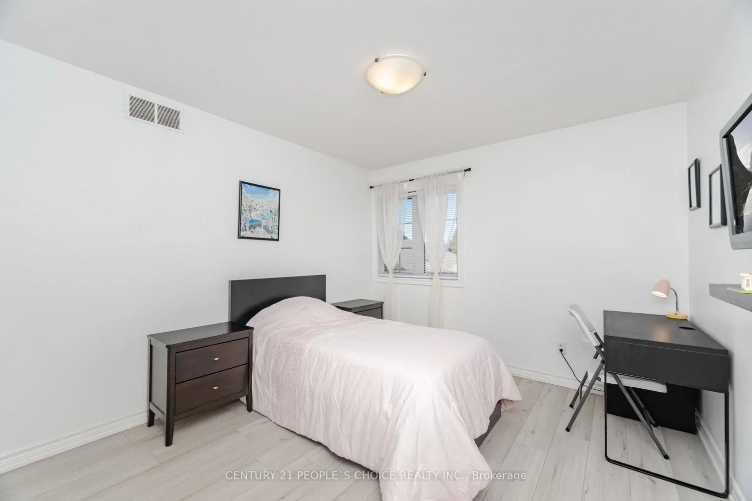 Additional image 8 of 1448 Niagara Stone Road 17