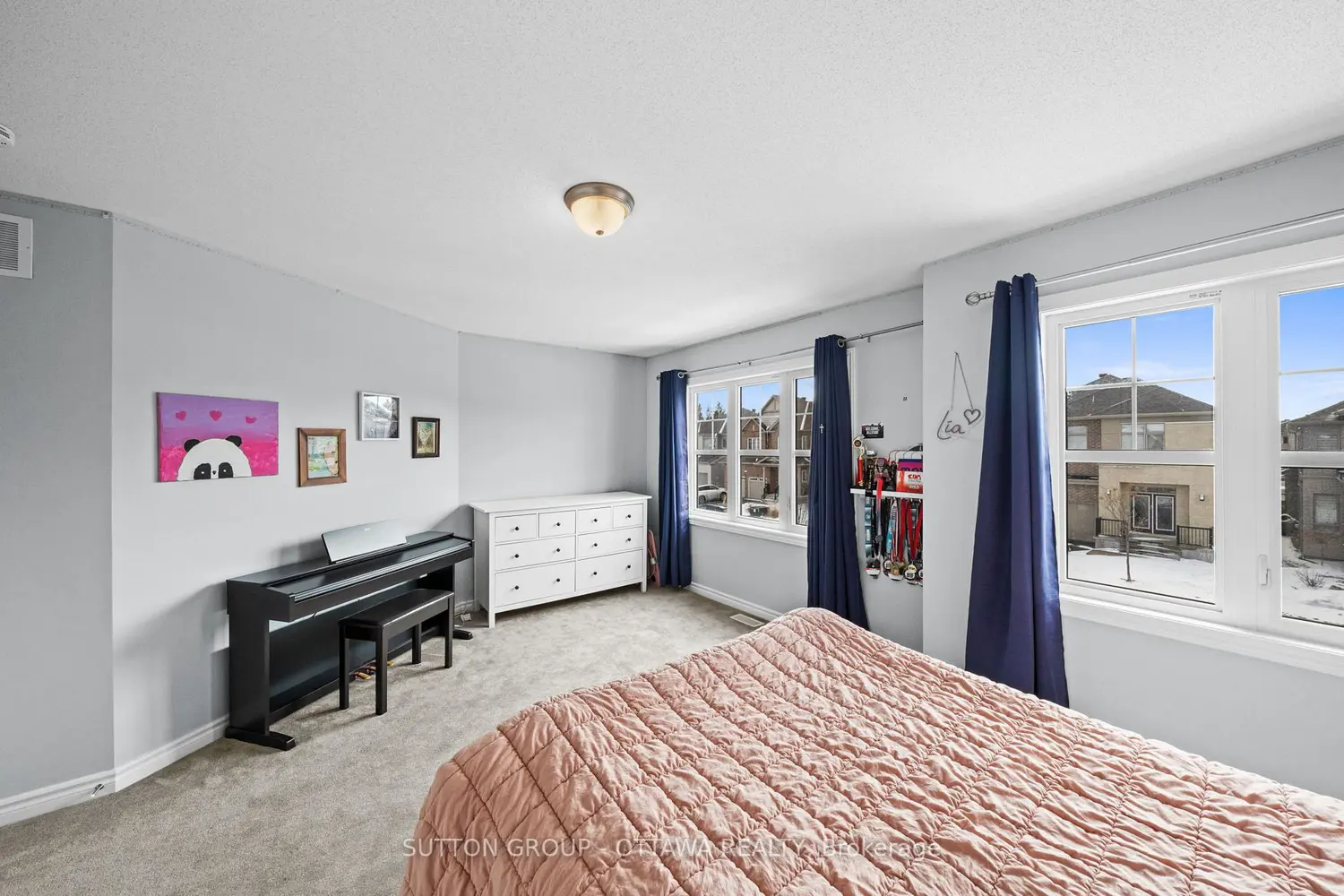 Additional image 15 of 1013 Manege Street