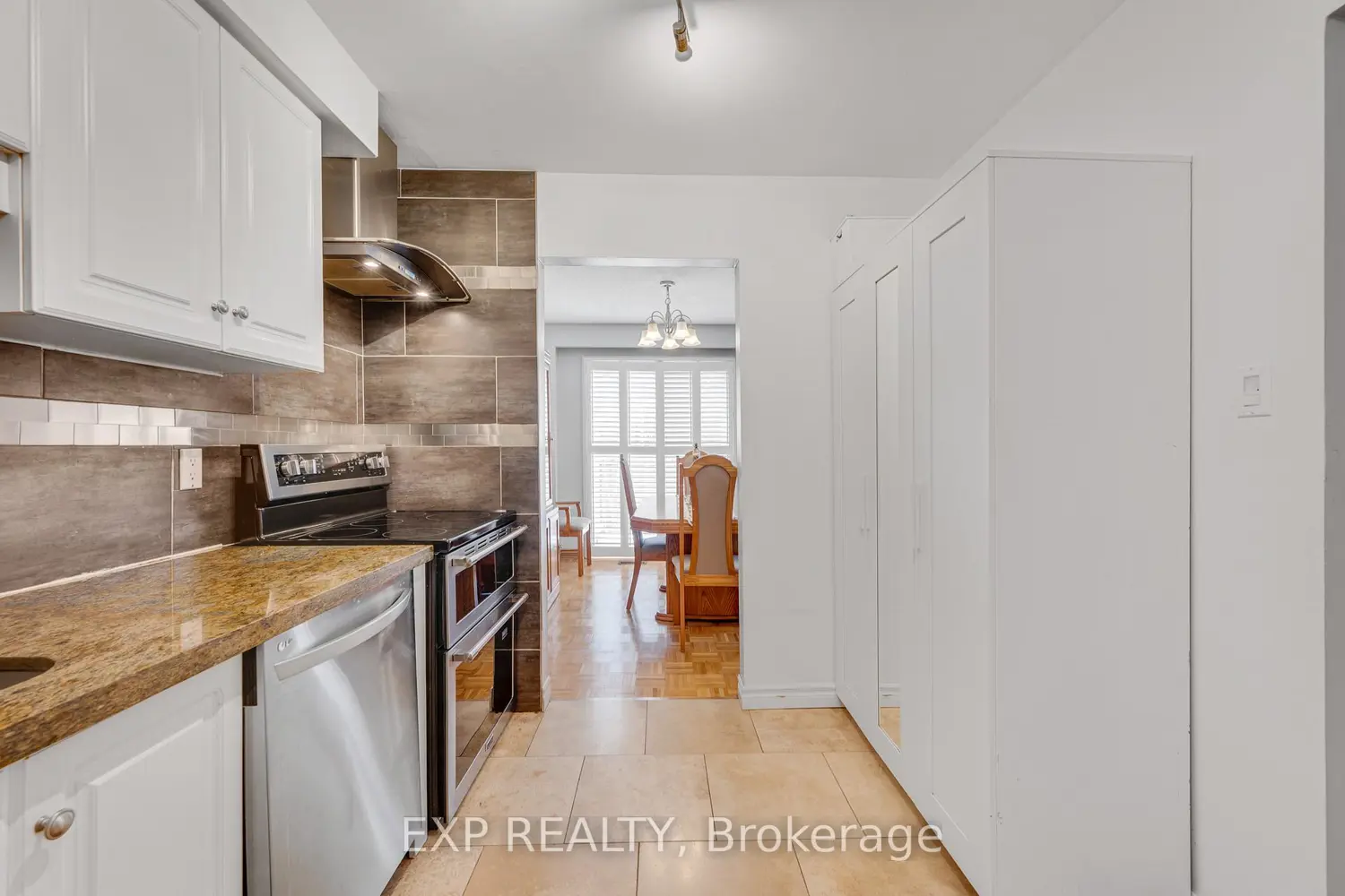 Additional image 13 of 750 Burnhamthorpe Road 31