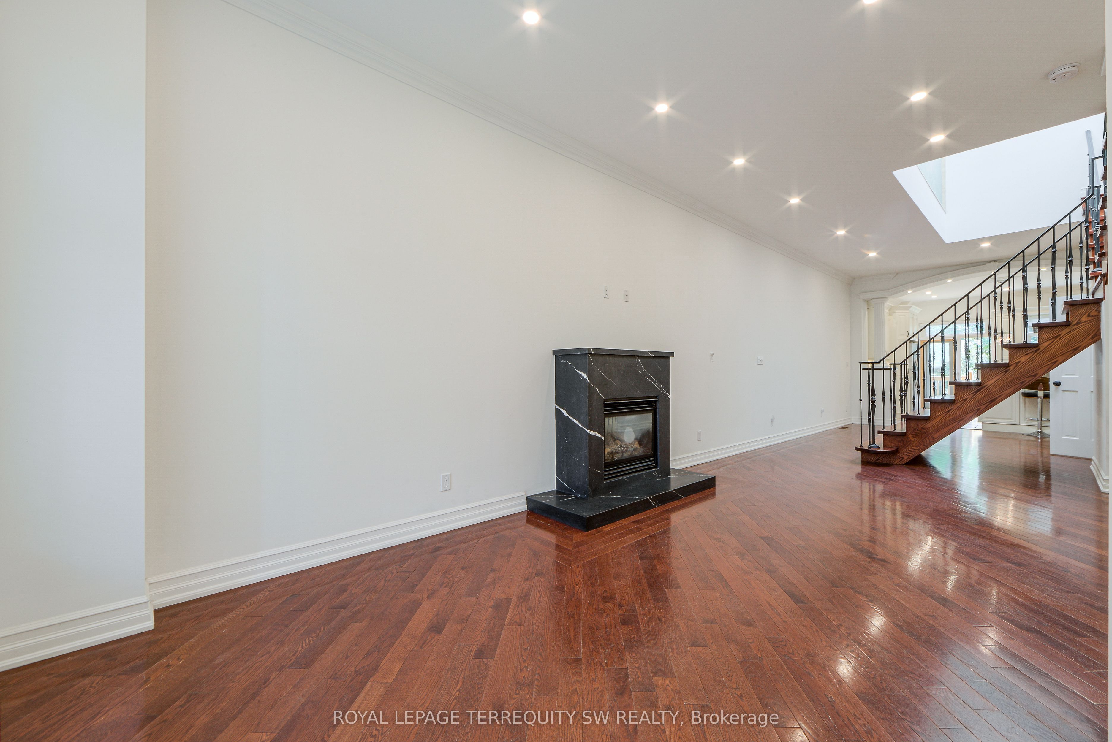 Additional image 6 of 329 Lippincott Street, Toronto, ON, M5S 2P6