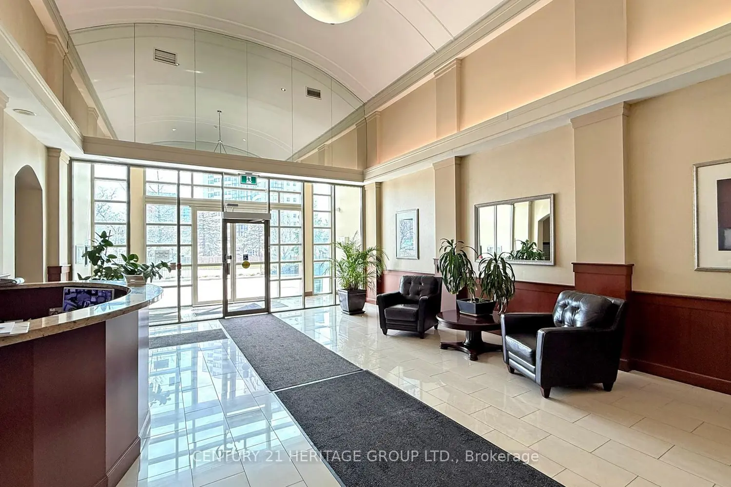 1359 Rathburn Road 405