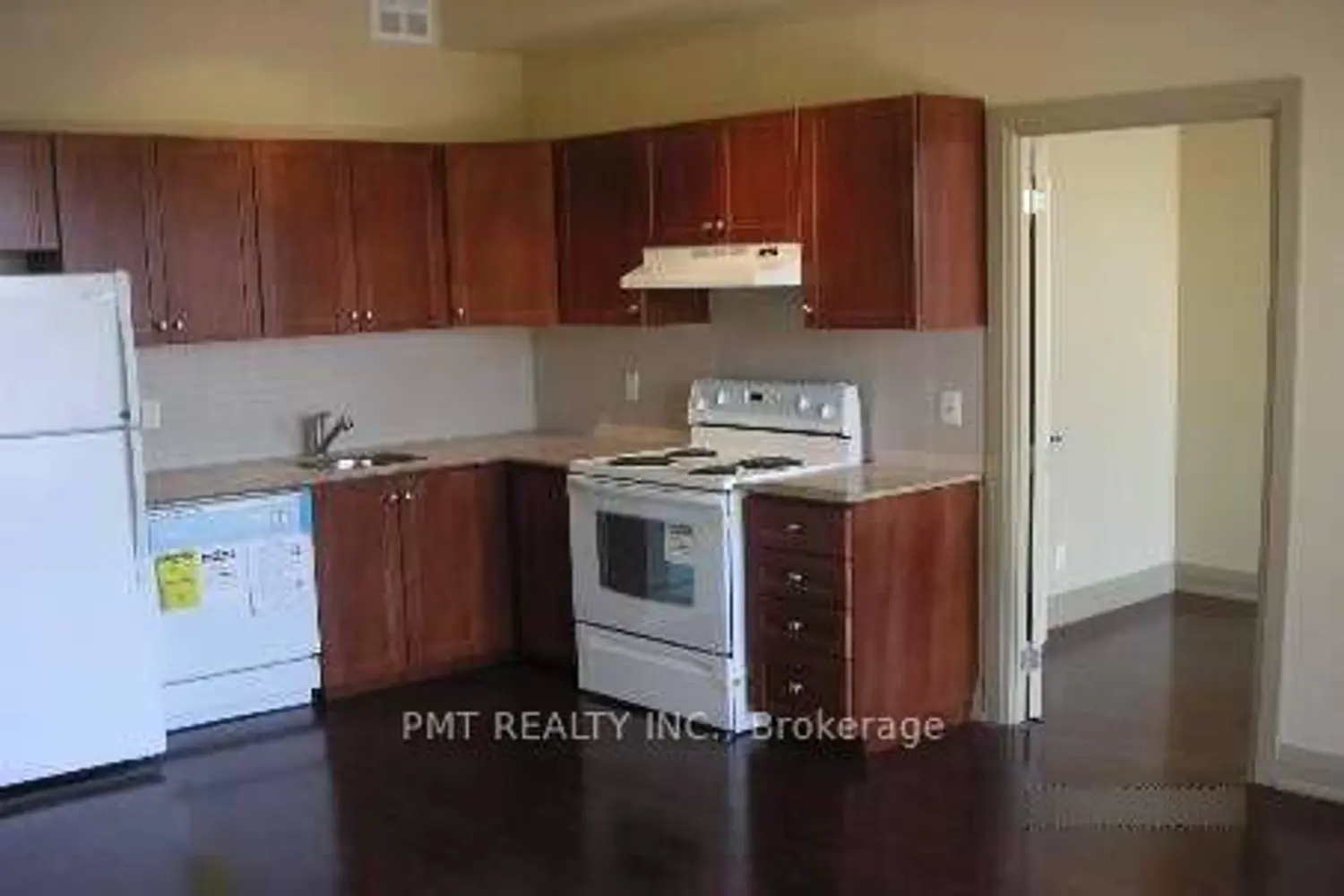 Additional image 3 of 2737 Keele Street 318