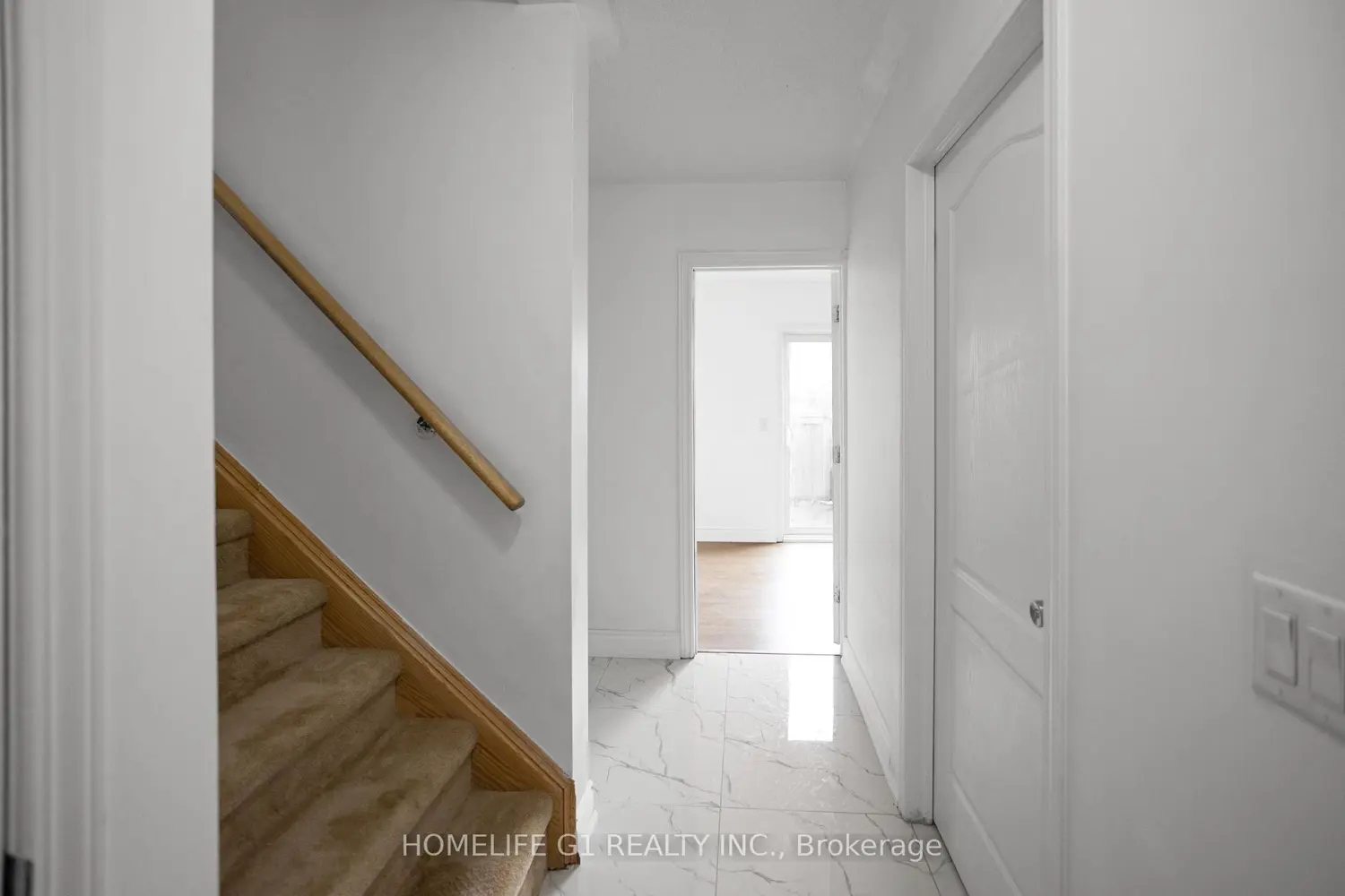 Additional image 19 of 35 Harpreet Circle