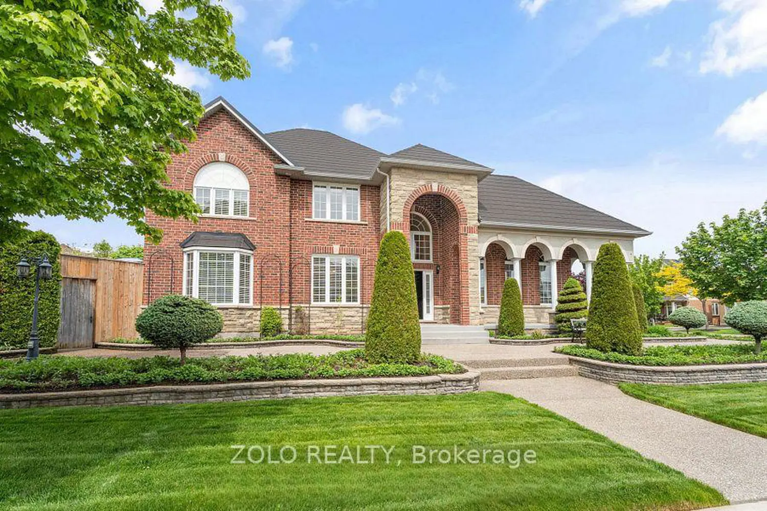 Additional image 17 of 42 Vinifera Drive