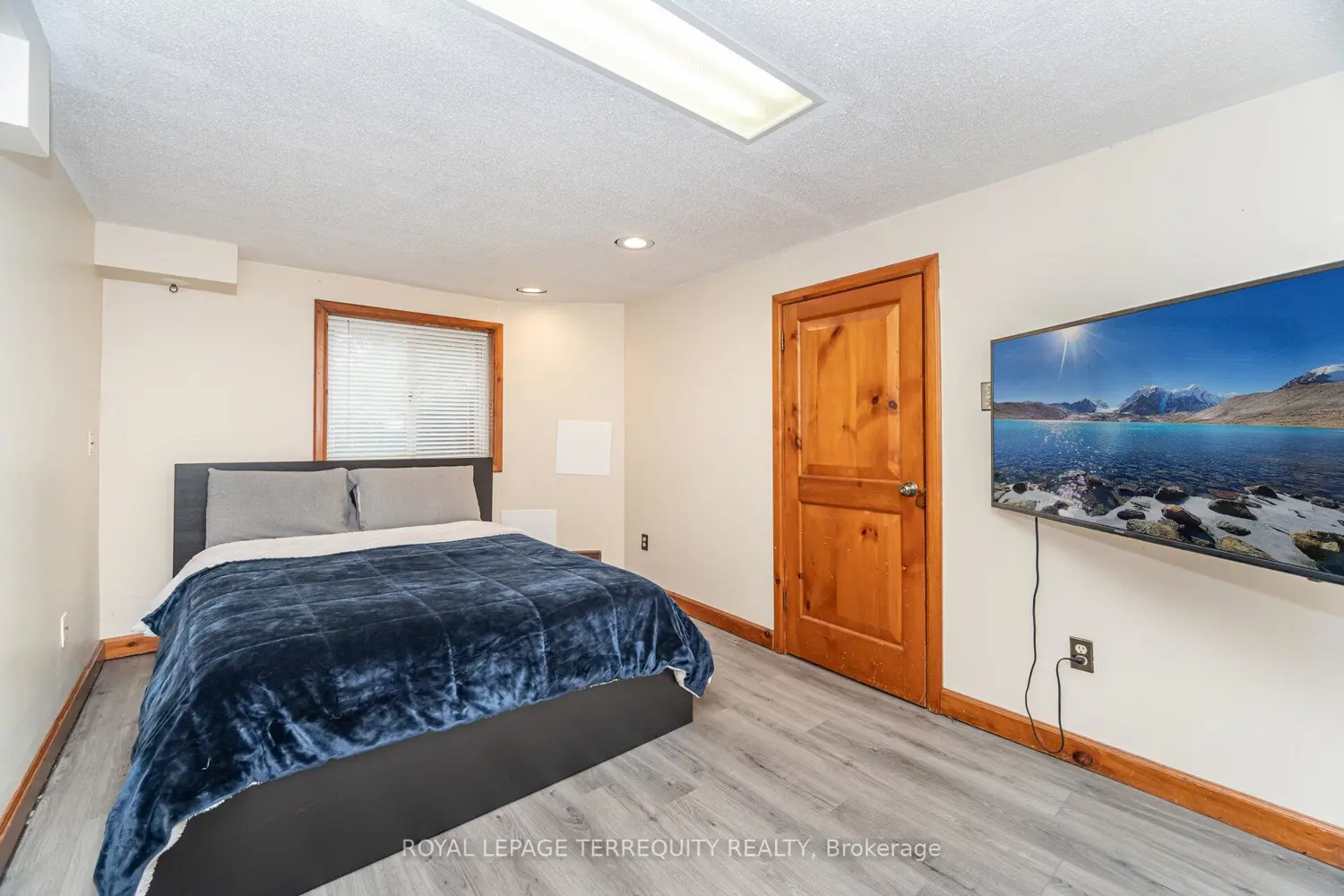 Additional image 20 of 4085 Wheelwright Crescent