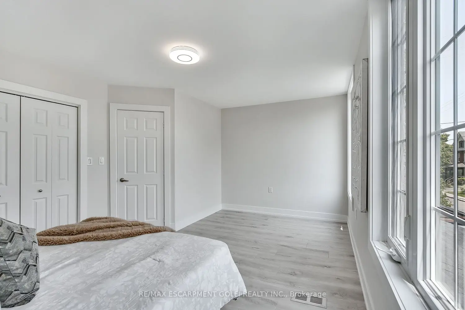 Additional image 12 of 221 Rosslyn Avenue