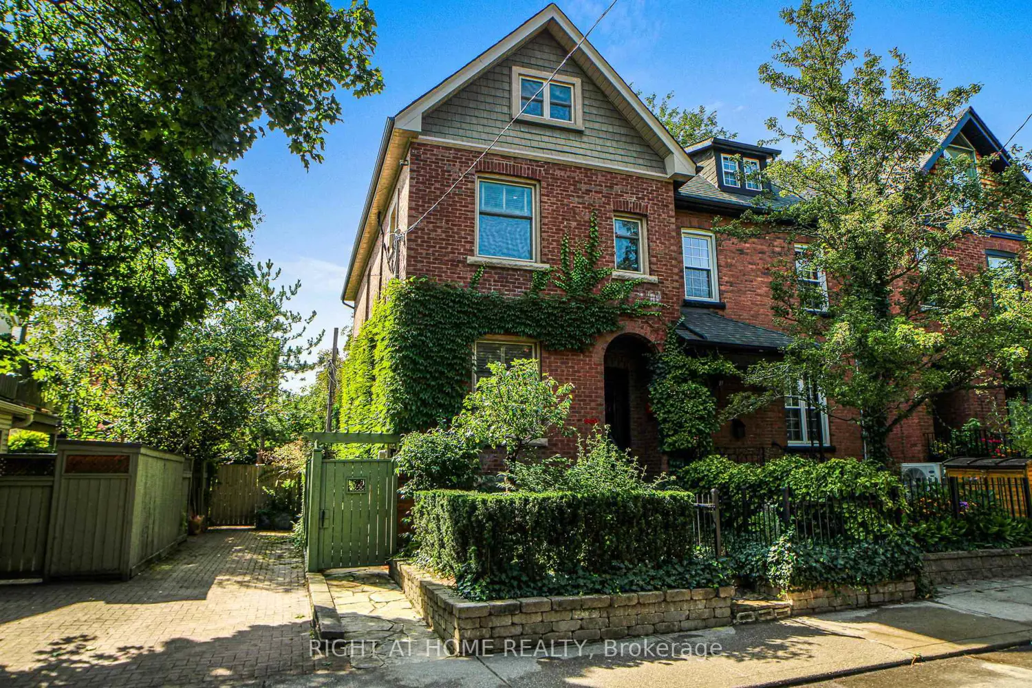 Additional image 2 of 440 Sackville Street