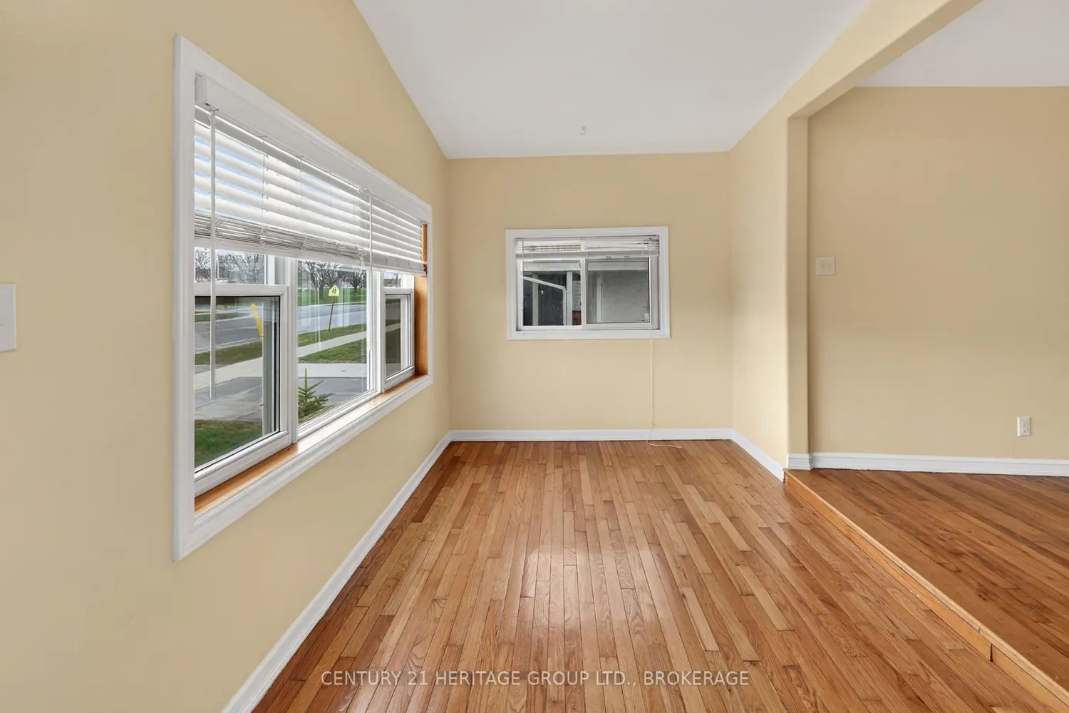 Additional image 3 of 77 Portsmouth Avenue
