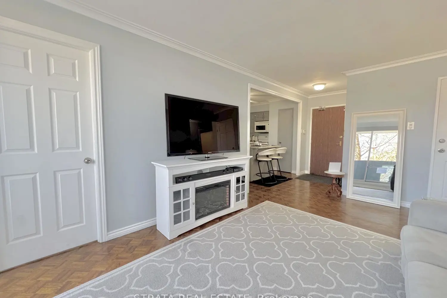 Additional image 5 of 3555 Bathurst Street 203
