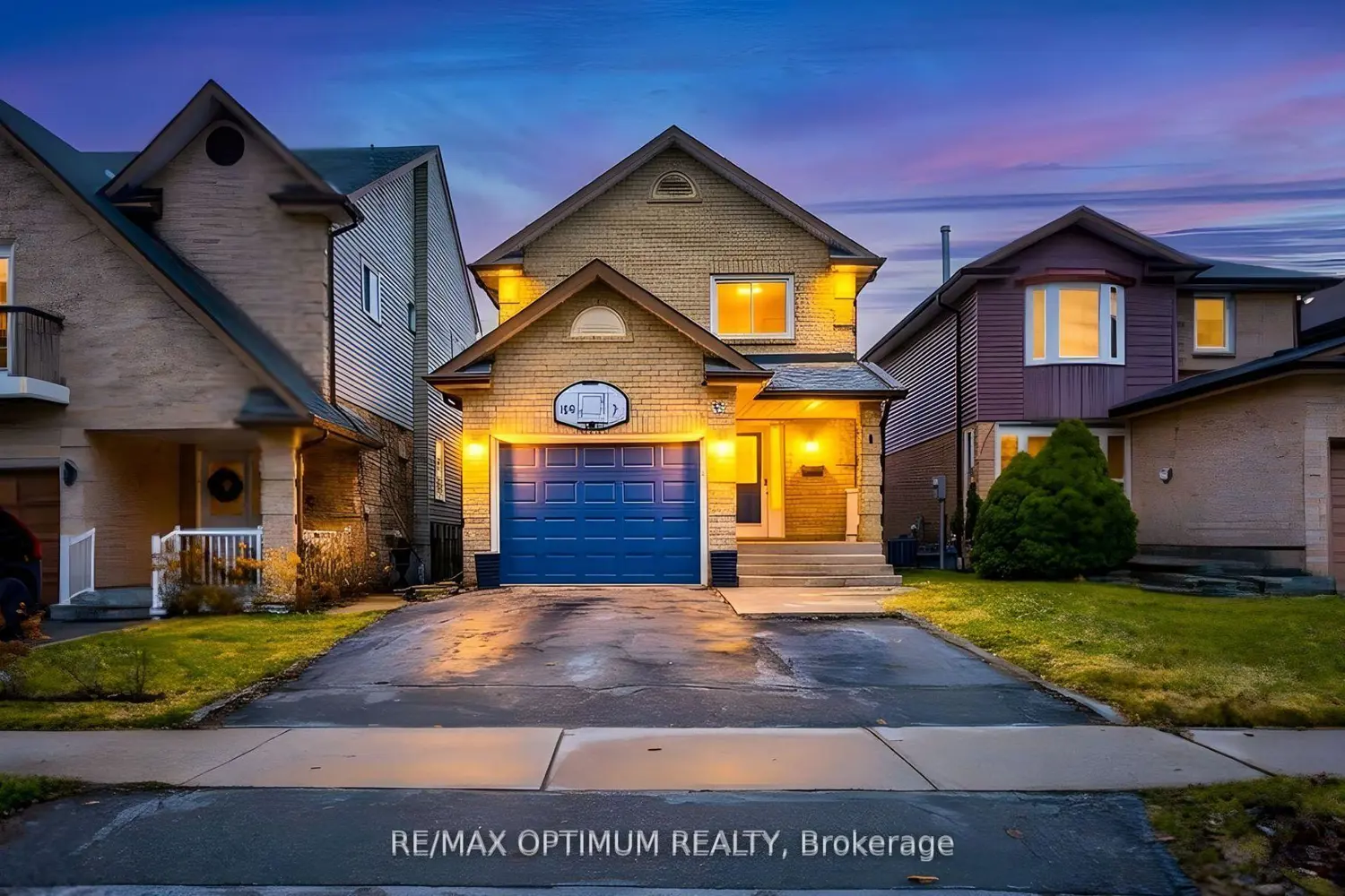 15 Rosebud Avenue