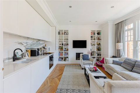Buer Road, Fulham, London, United Kingdom SW6