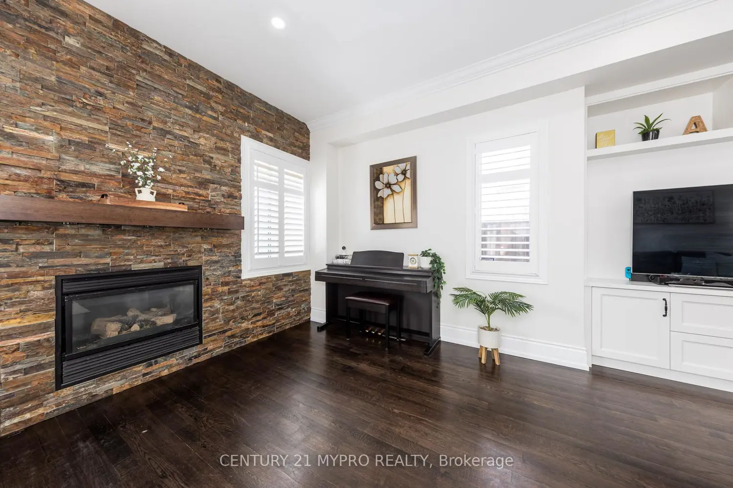 Additional image 5 of 2587 Carberry Way