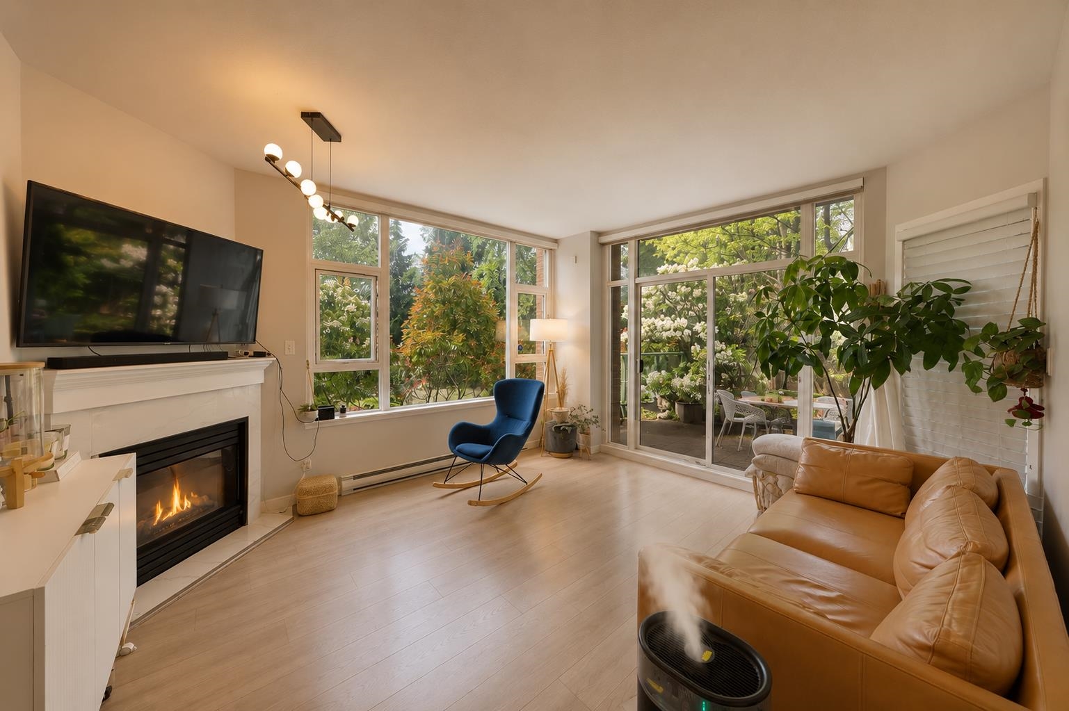 101-7108 Edmonds Street, Burnaby, BC, V3N 4X9