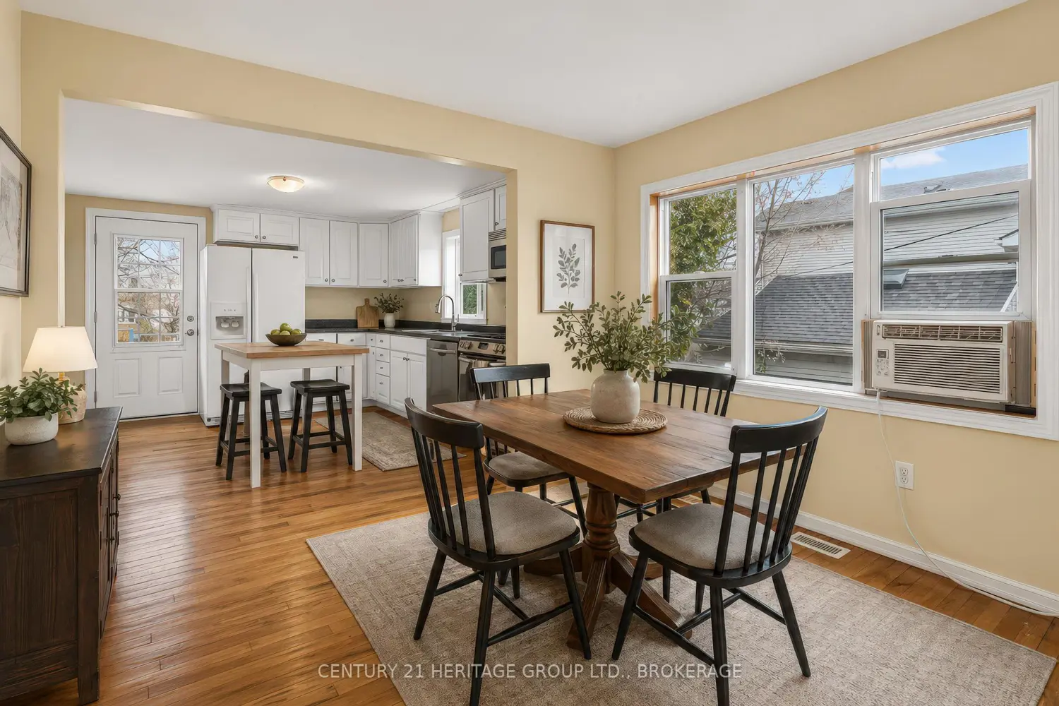 Additional image 9 of 77 Portsmouth Avenue