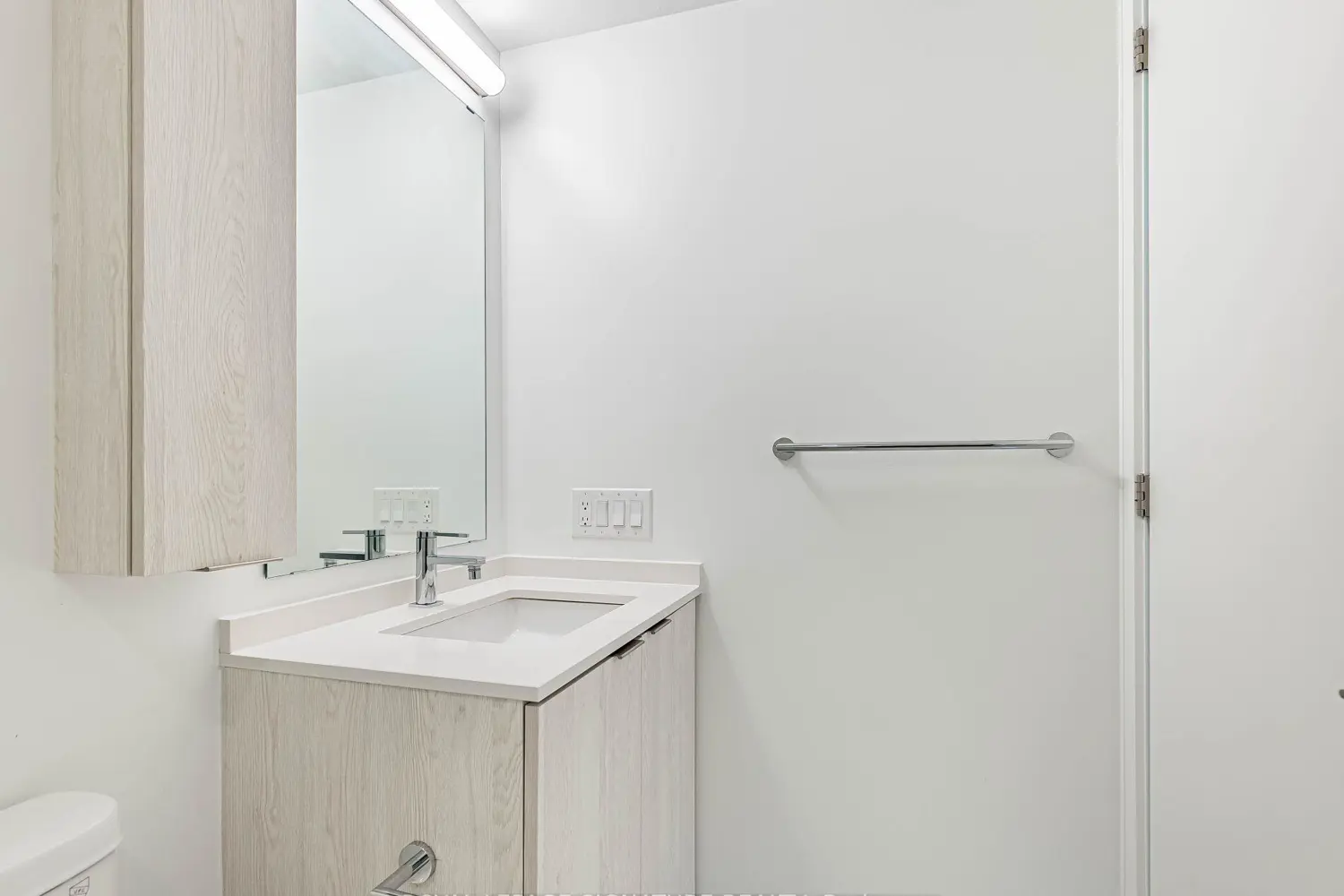 Additional image 12 of 86 Dundas Street 622