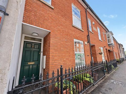 Woodbridge Road, Moseley B13