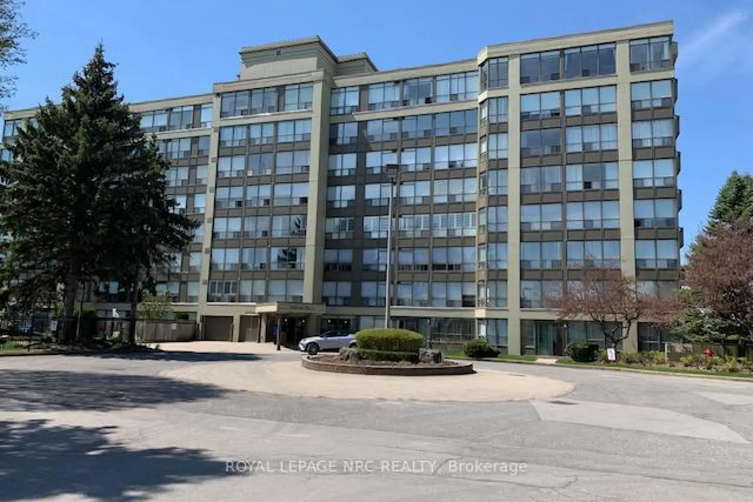 5100 Dorchester Road 304