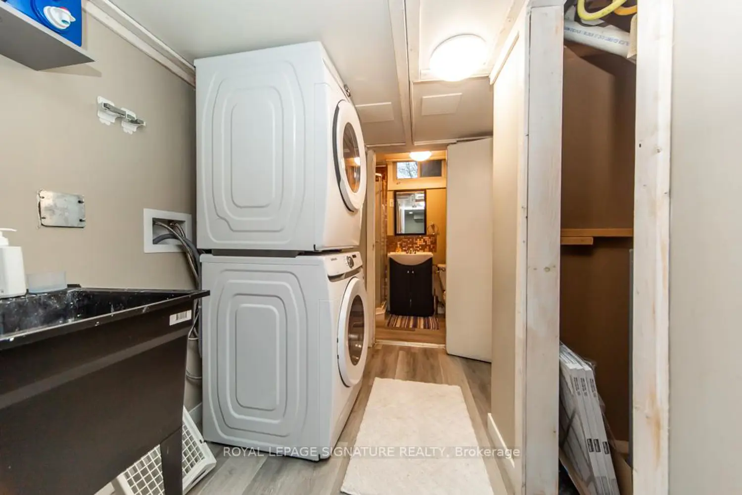 Additional image 16 of 1499 Fenelon Crescent