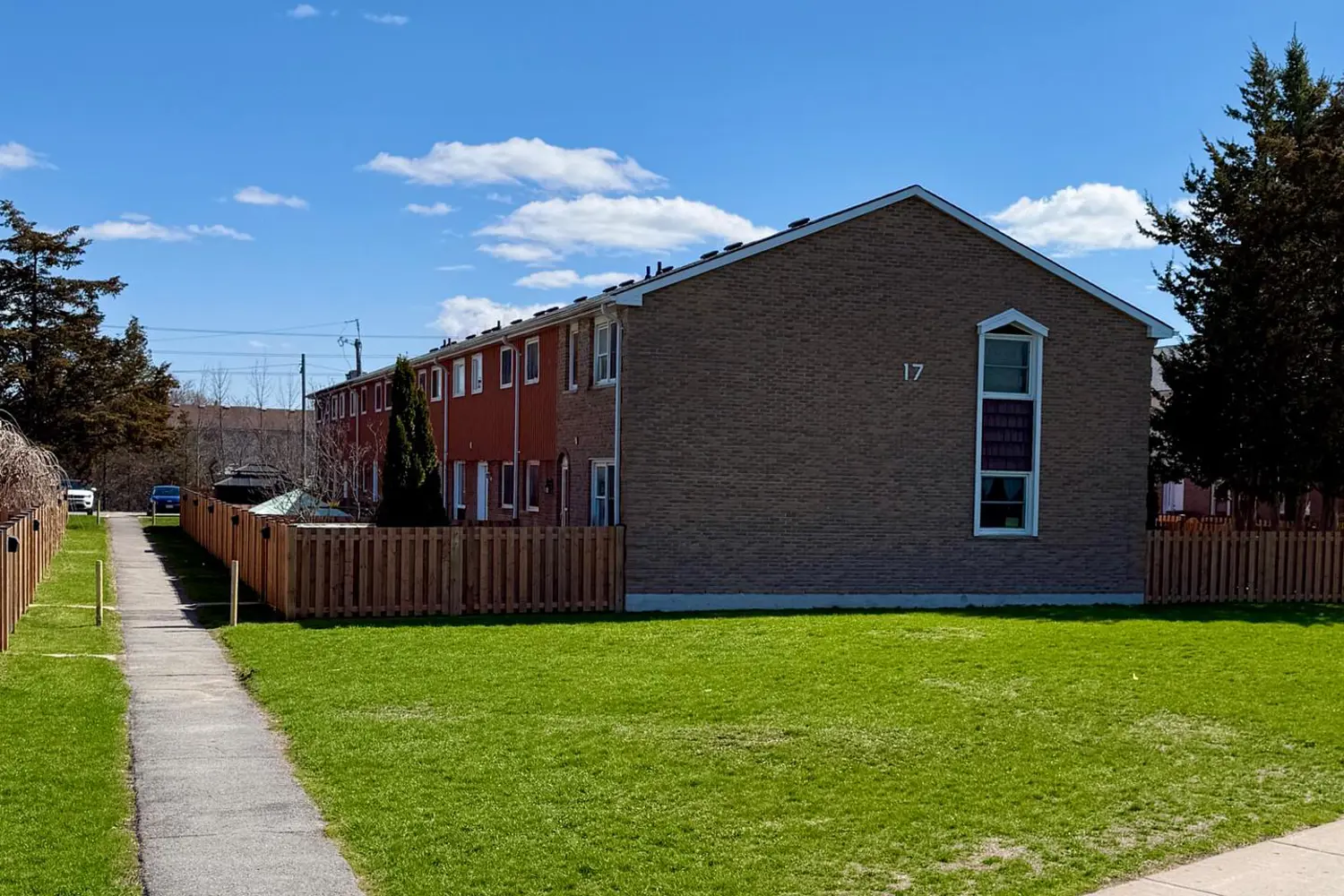 Additional image 3 of 17 Tracey Park Drive 25