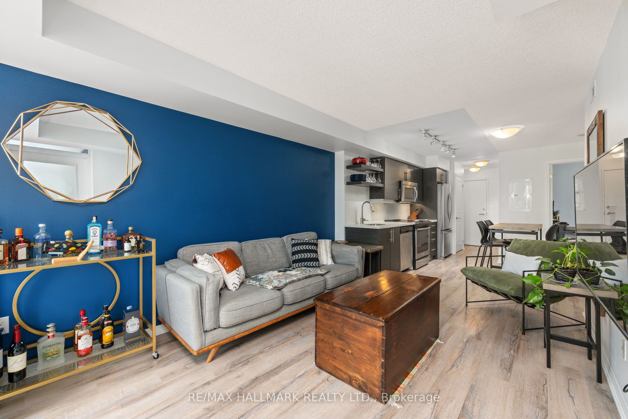 Additional image 4 of 819-400 Adelaide Street E, Toronto, ON, M5A 4S3