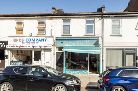 High Road, Whetstone, London N20