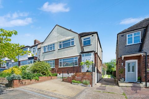 Torrington Way, Morden SM4