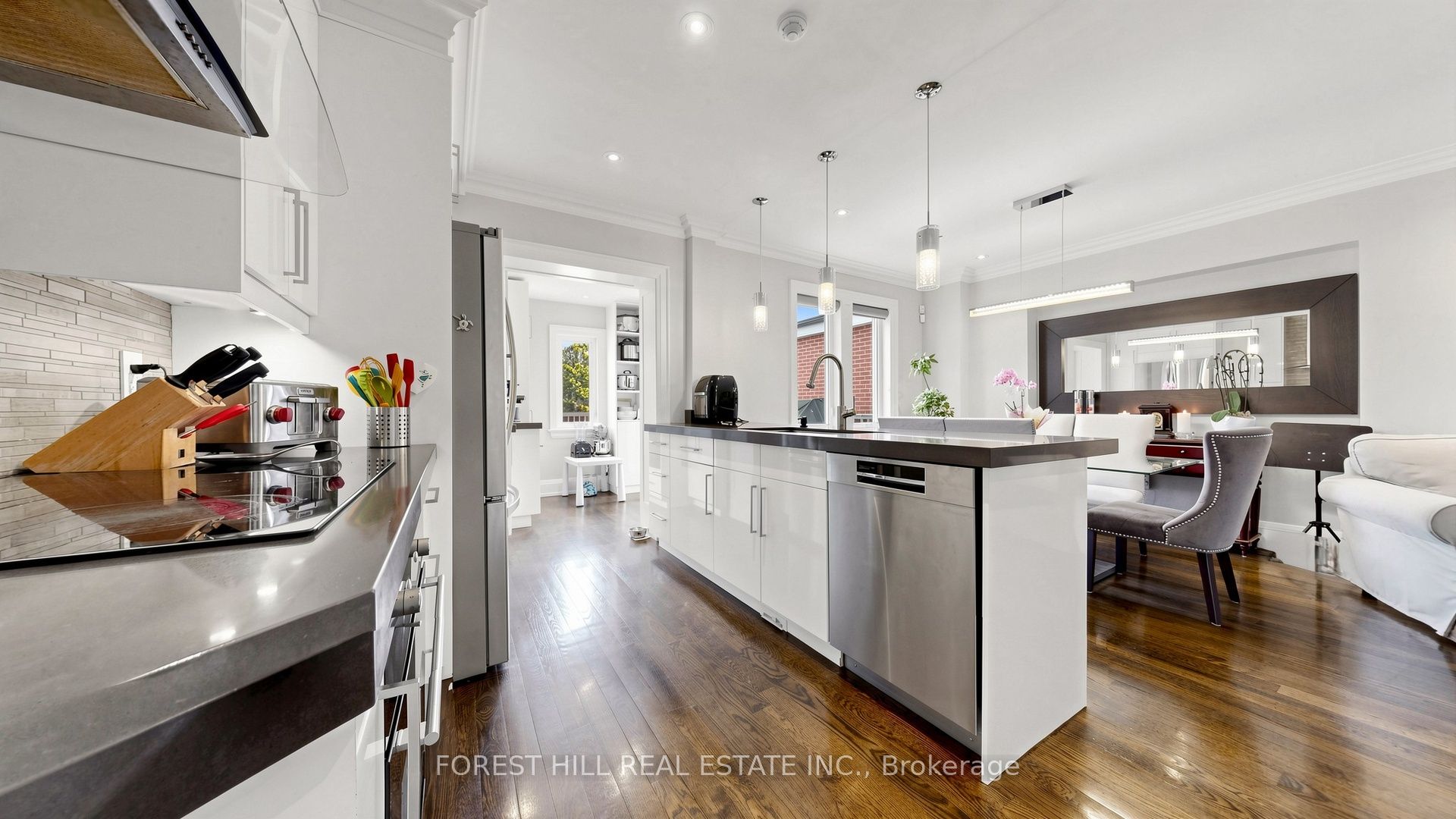 Additional image 5 of (FURNISHED)-150 Melrose Avenue, Toronto, ON, M5M 1Y7