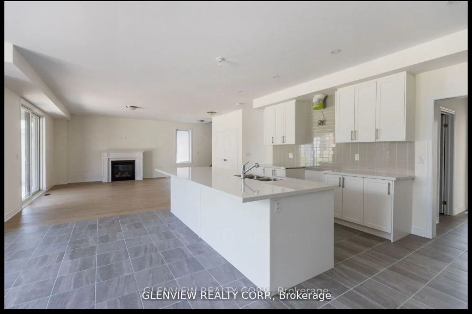 Additional image 9 of 3033 Sierra Drive