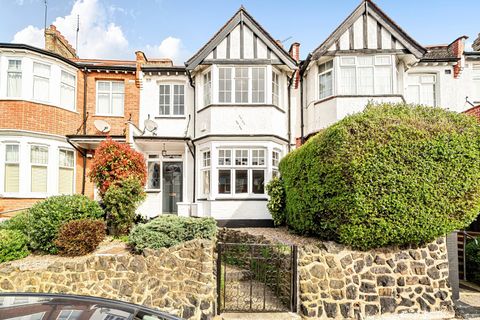 Rokesly Avenue, Crouch End, London N8