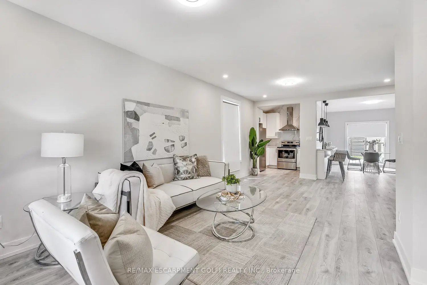 Additional image 4 of 221 Rosslyn Avenue
