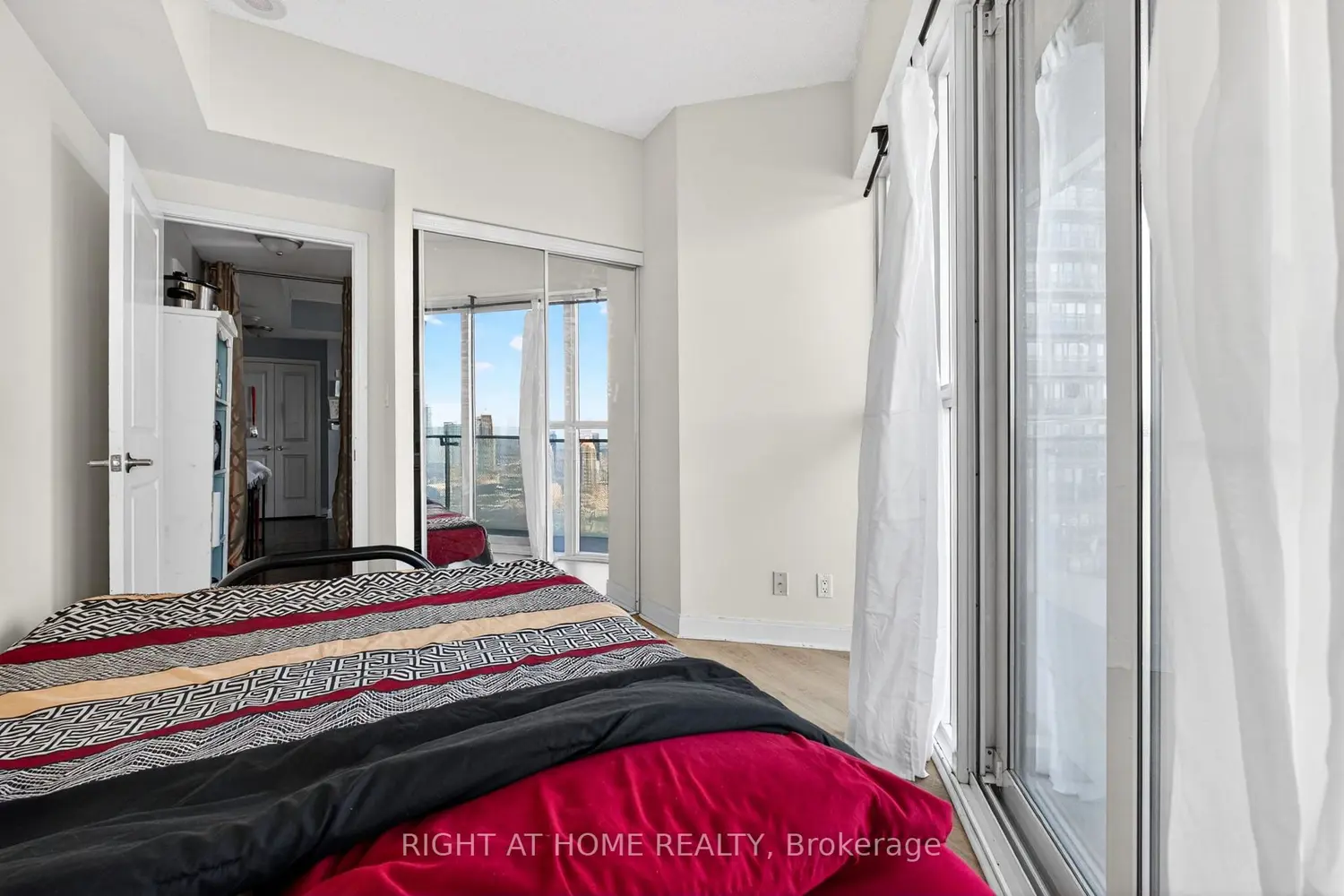 Additional image 8 of 50 Absolute Avenue 3806