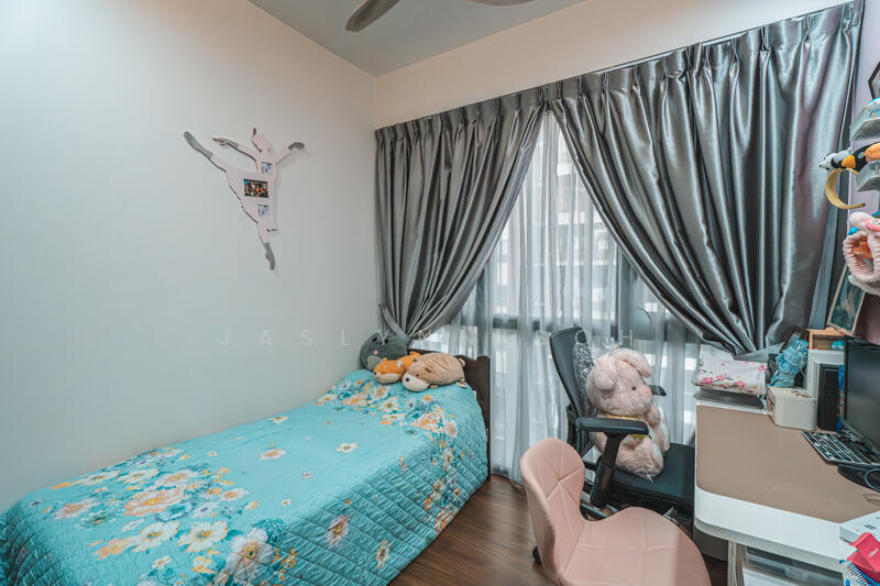 Additional image 11 of 122 Woodlands Avenue 5