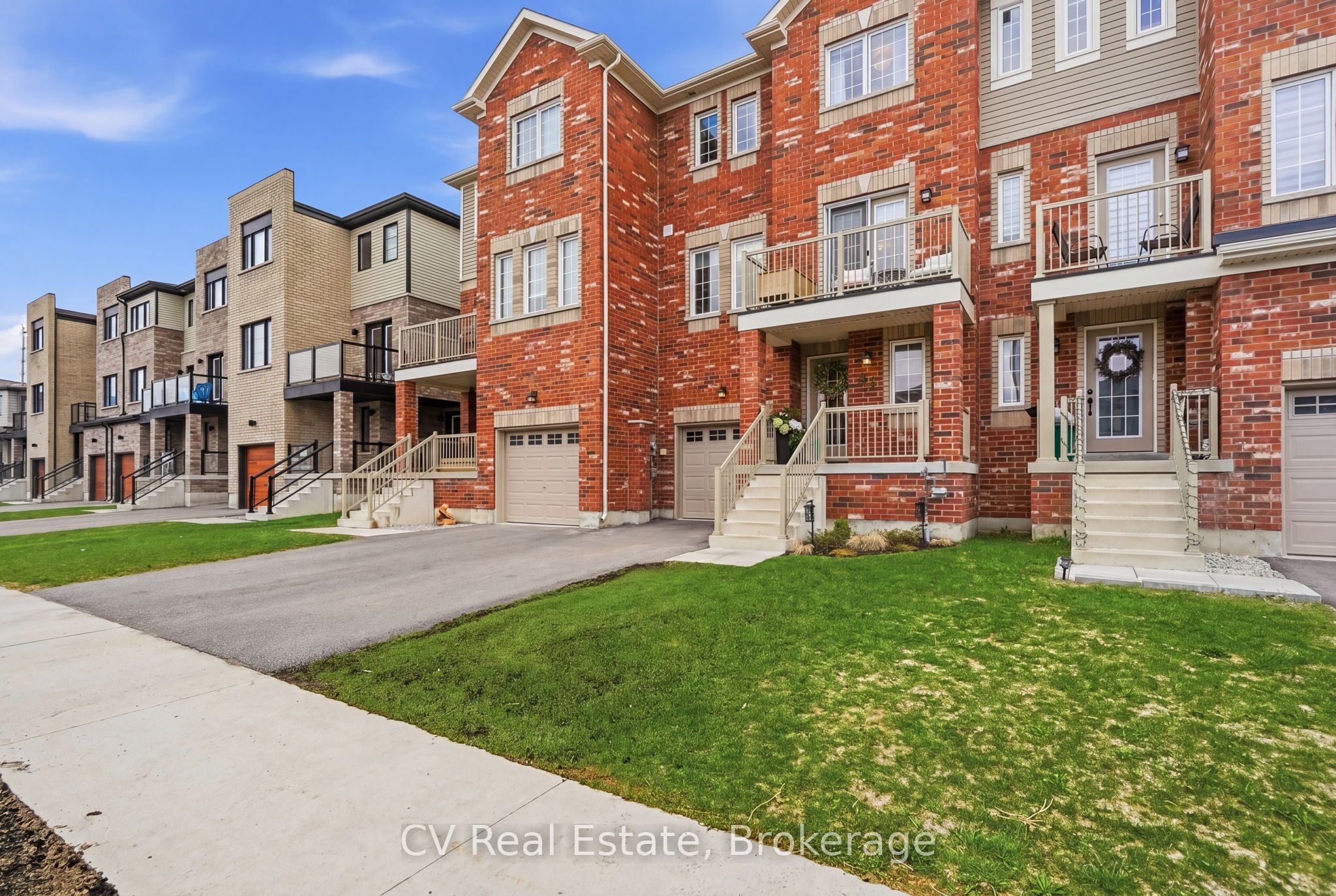 Additional image 3 of 57 Harvest Crescent, Barrie, ON, L9J 0T5
