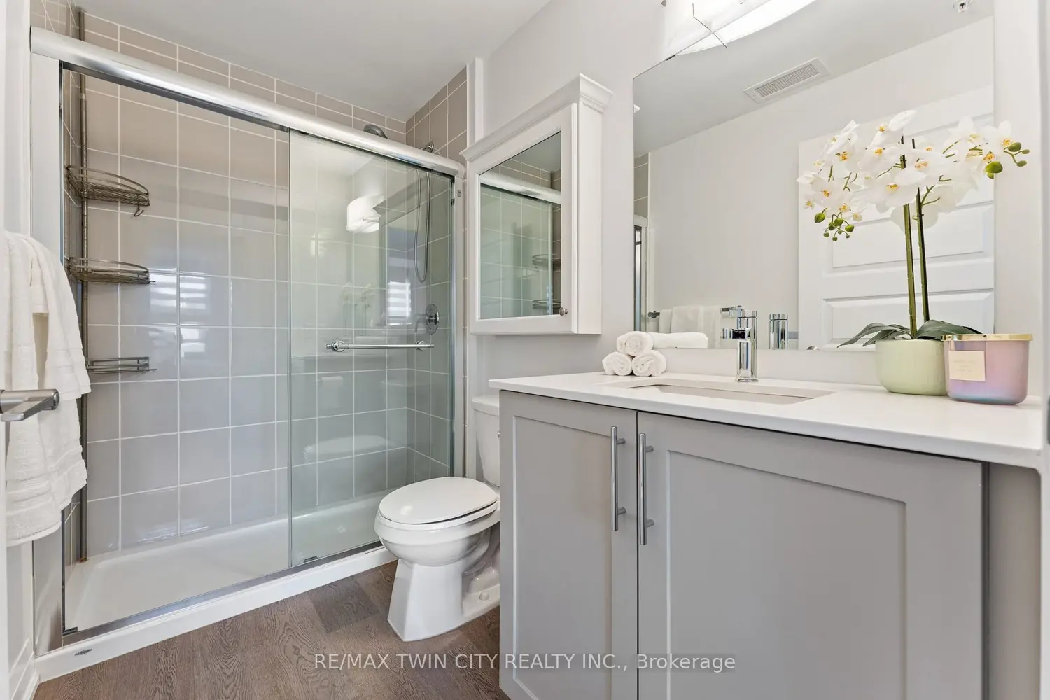 Additional image 8 of 88 Gibson Street 209