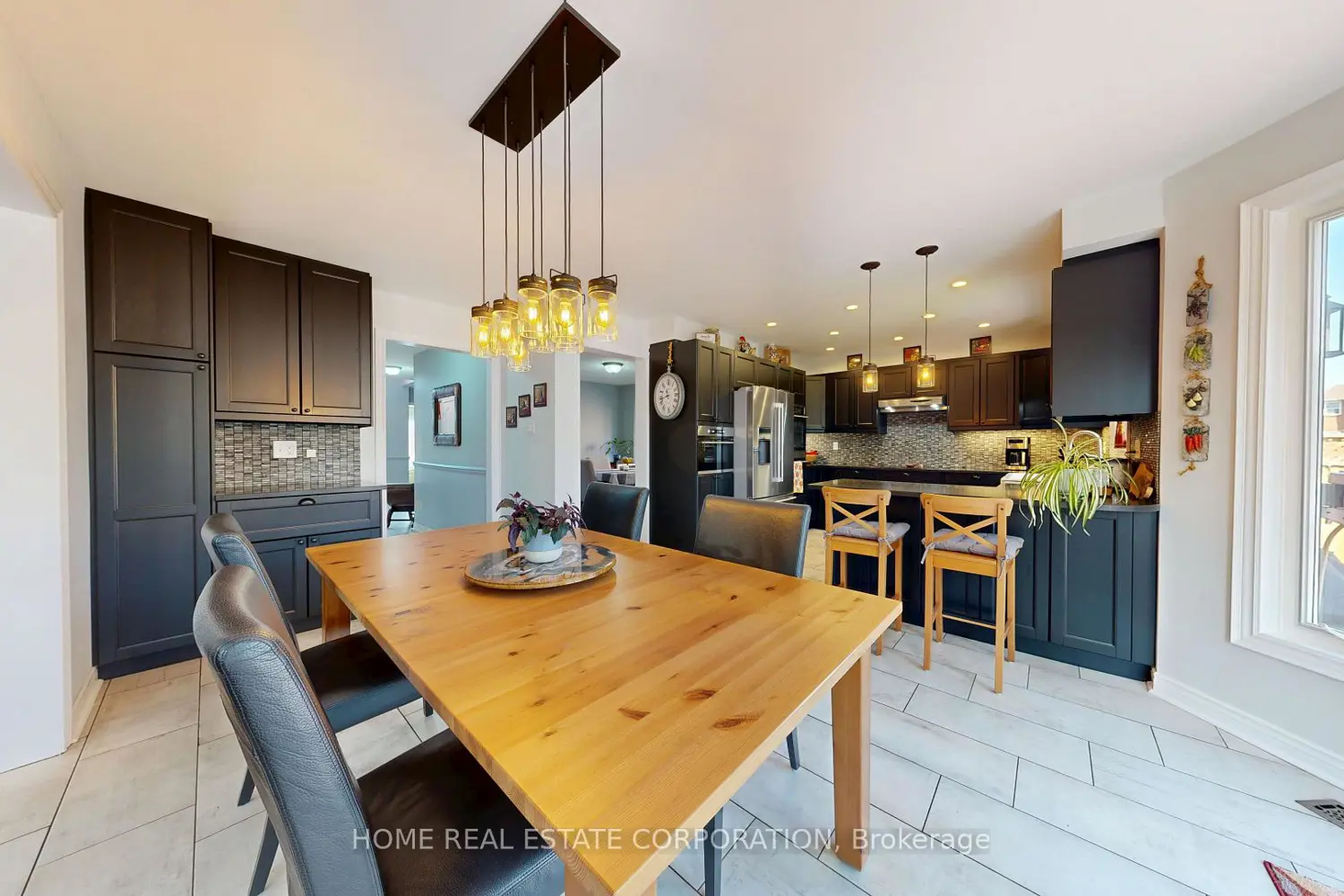 Additional image 3 of 9 Laidlaw Avenue
