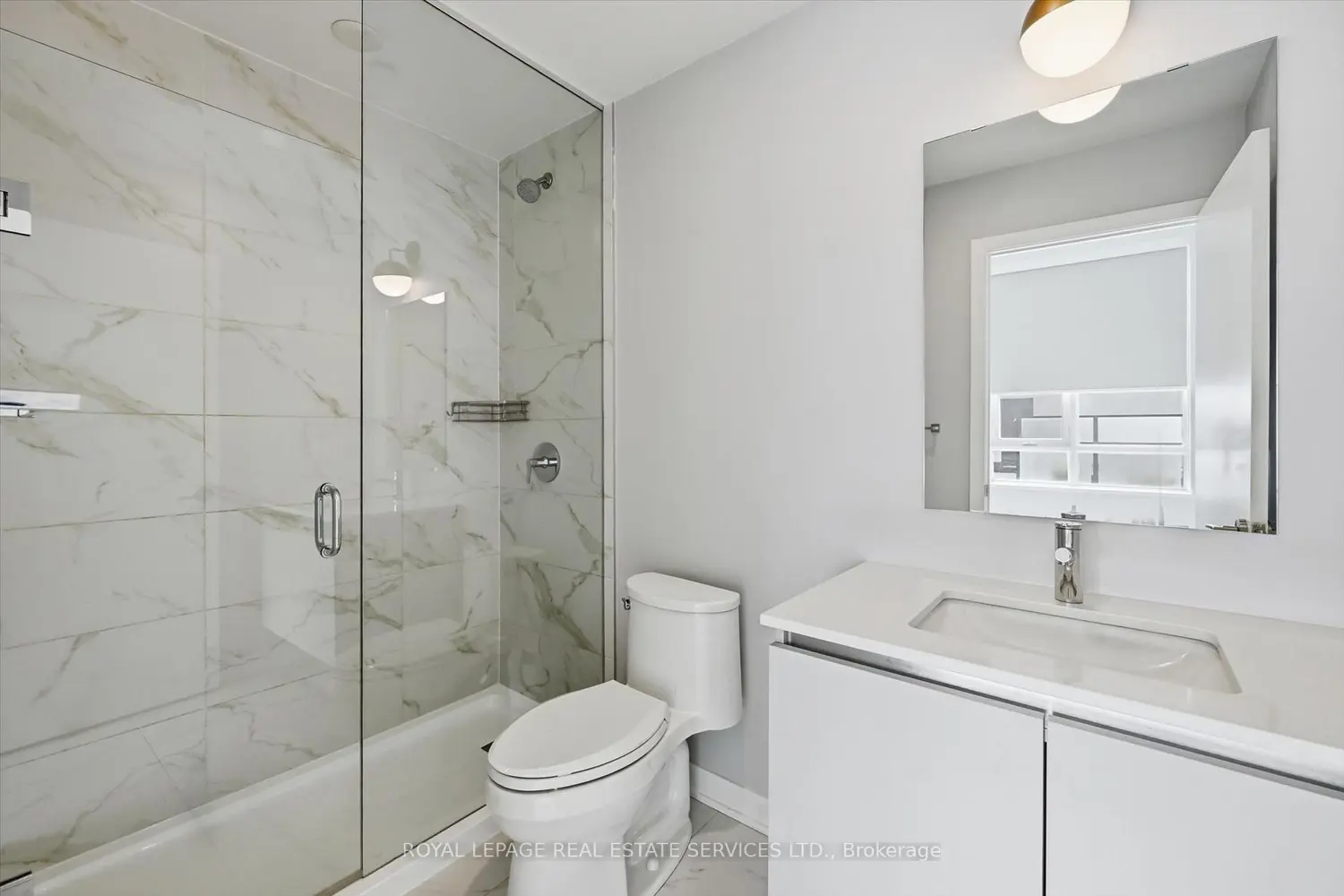 Additional image 15 of 405 Dundas Street 104