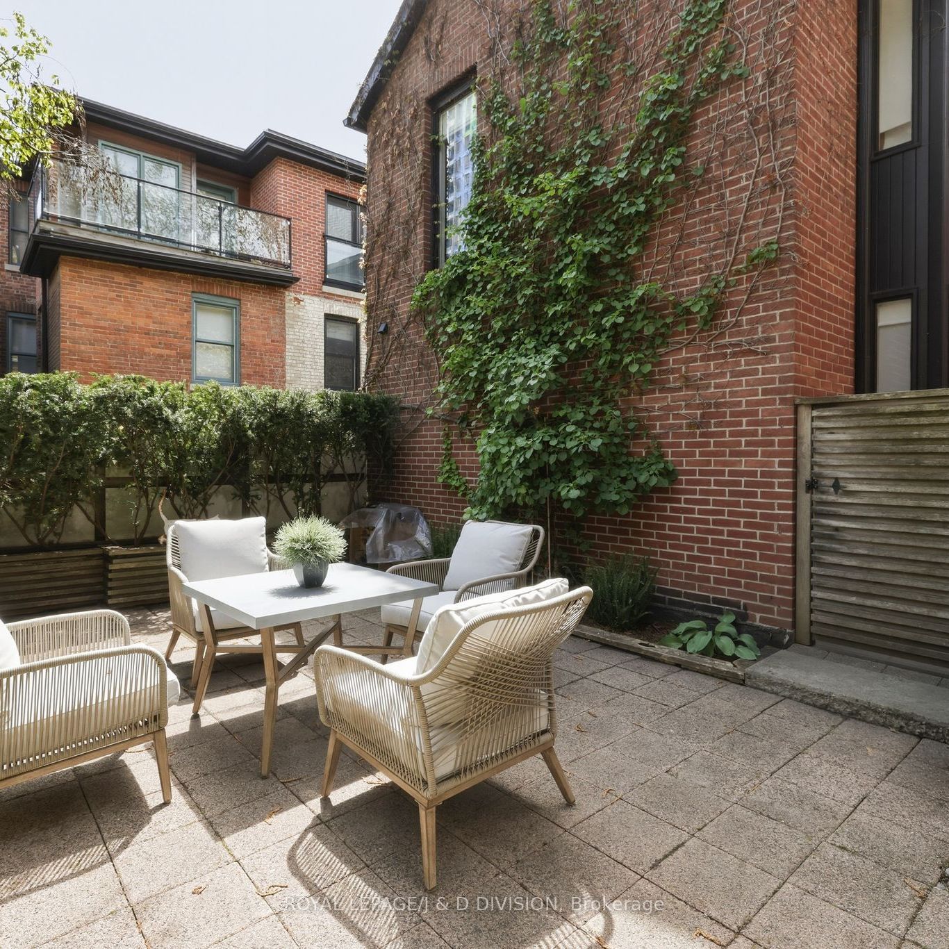 Additional image 4 of 11C Tranby Avenue, Toronto, ON, M5R 1N4