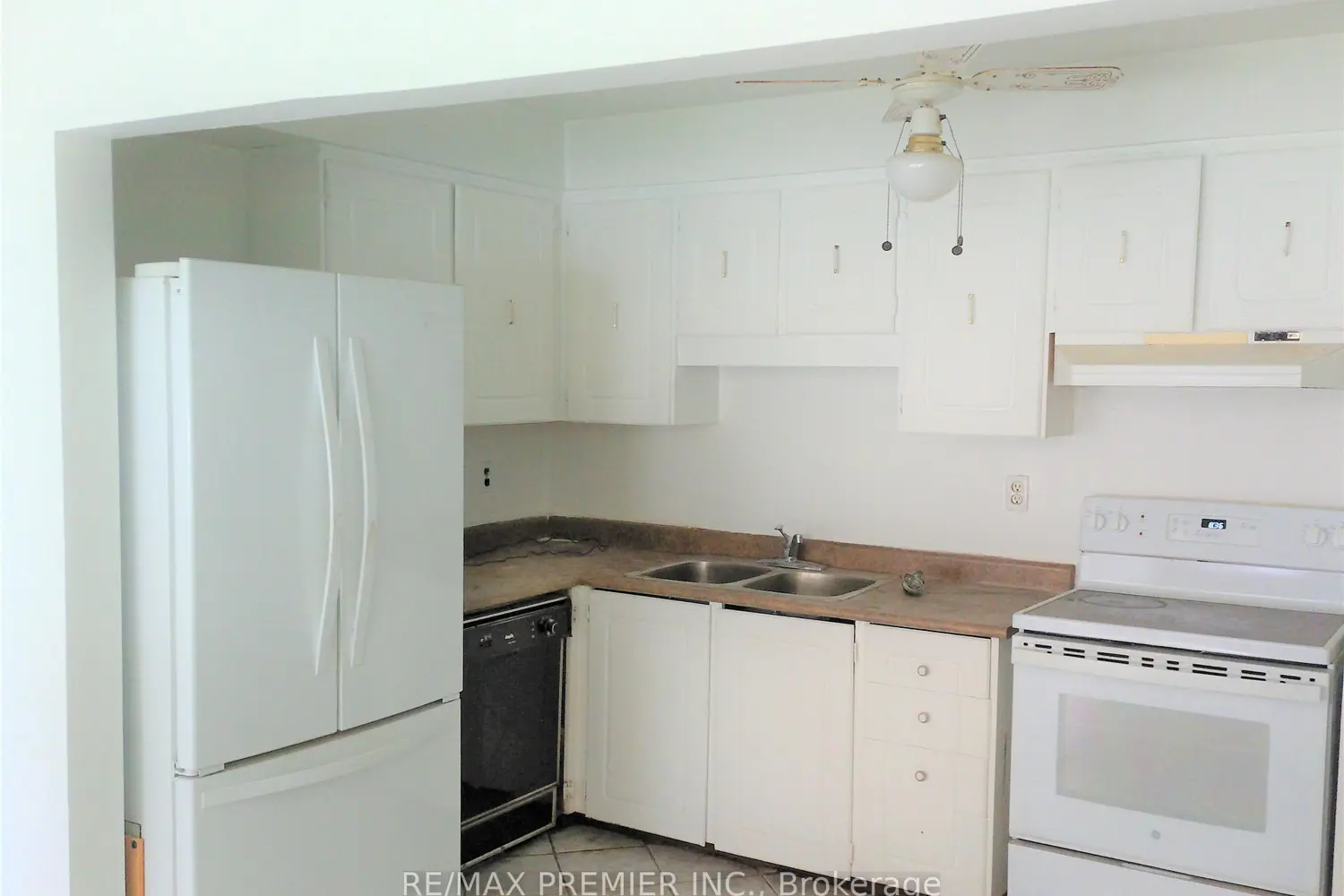 Additional image 3 of 248 John Garland Boulevard 82
