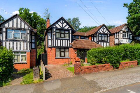 Lichfield Drive, Prestwich M25