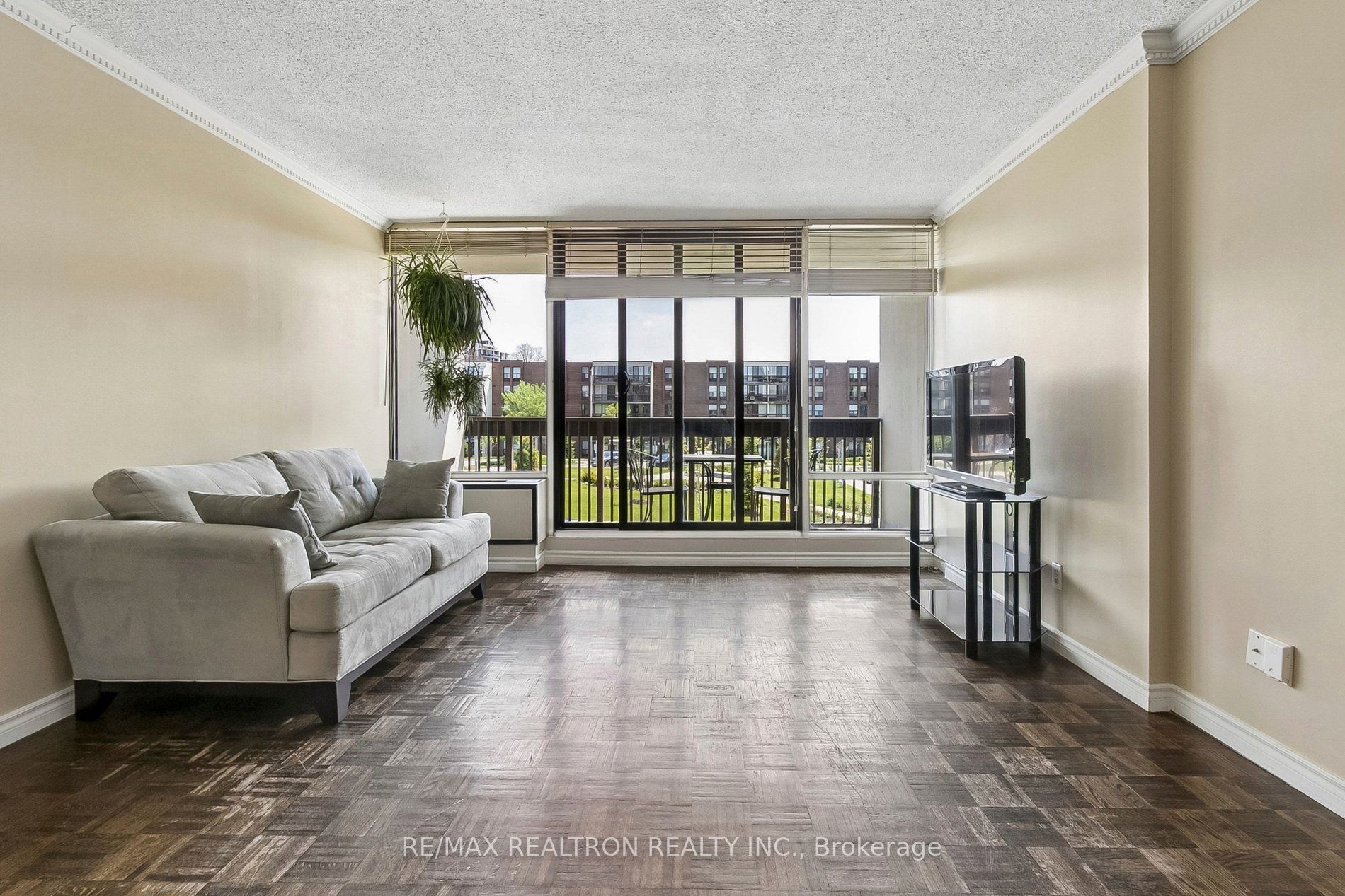 Additional image 6 of 306-10 Fashion Roseway N/a, Toronto, ON, M2N 6B6