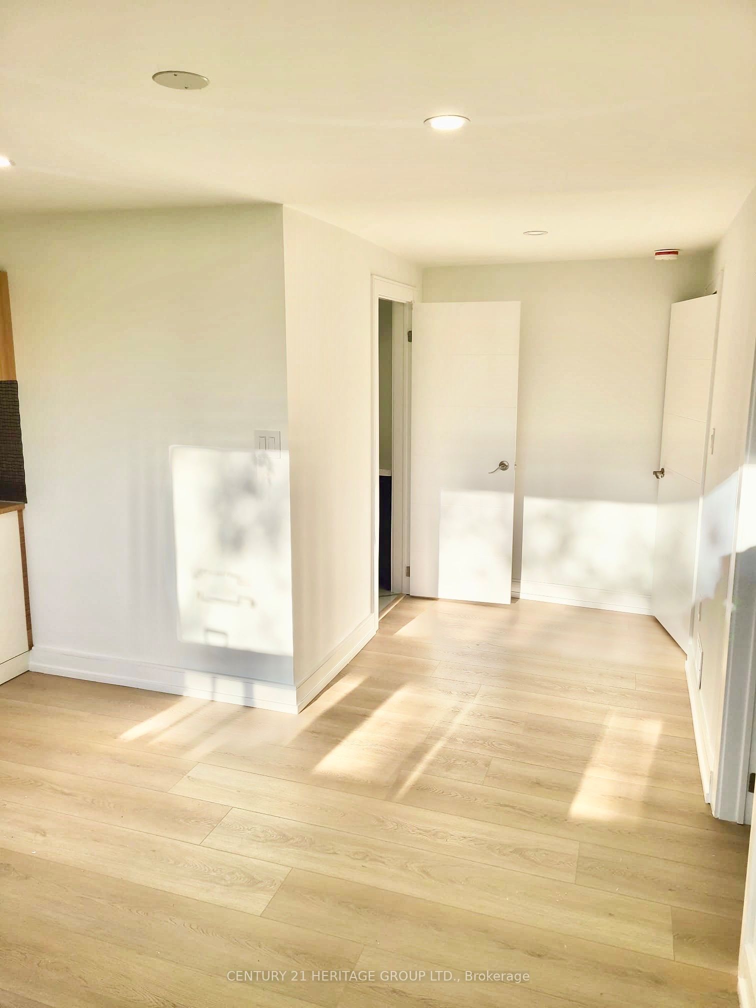 Additional image 2 of Unit 1-81 Bolton Avenue, Newmarket, ON, L3Y 2X3