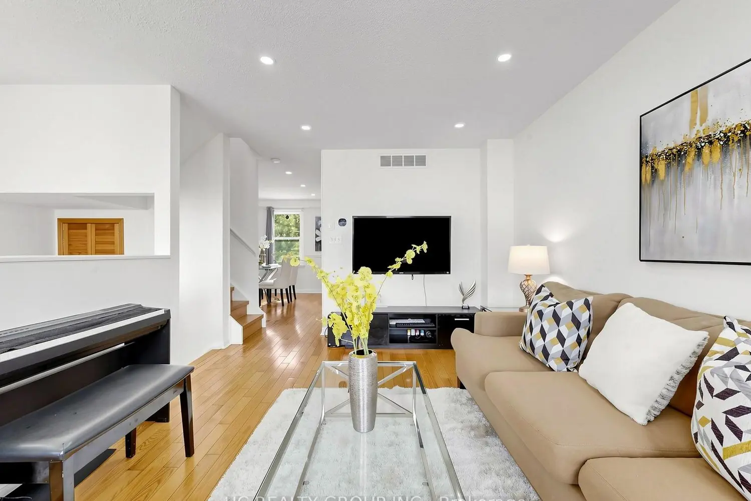 Additional image 6 of 1742 John Street 36
