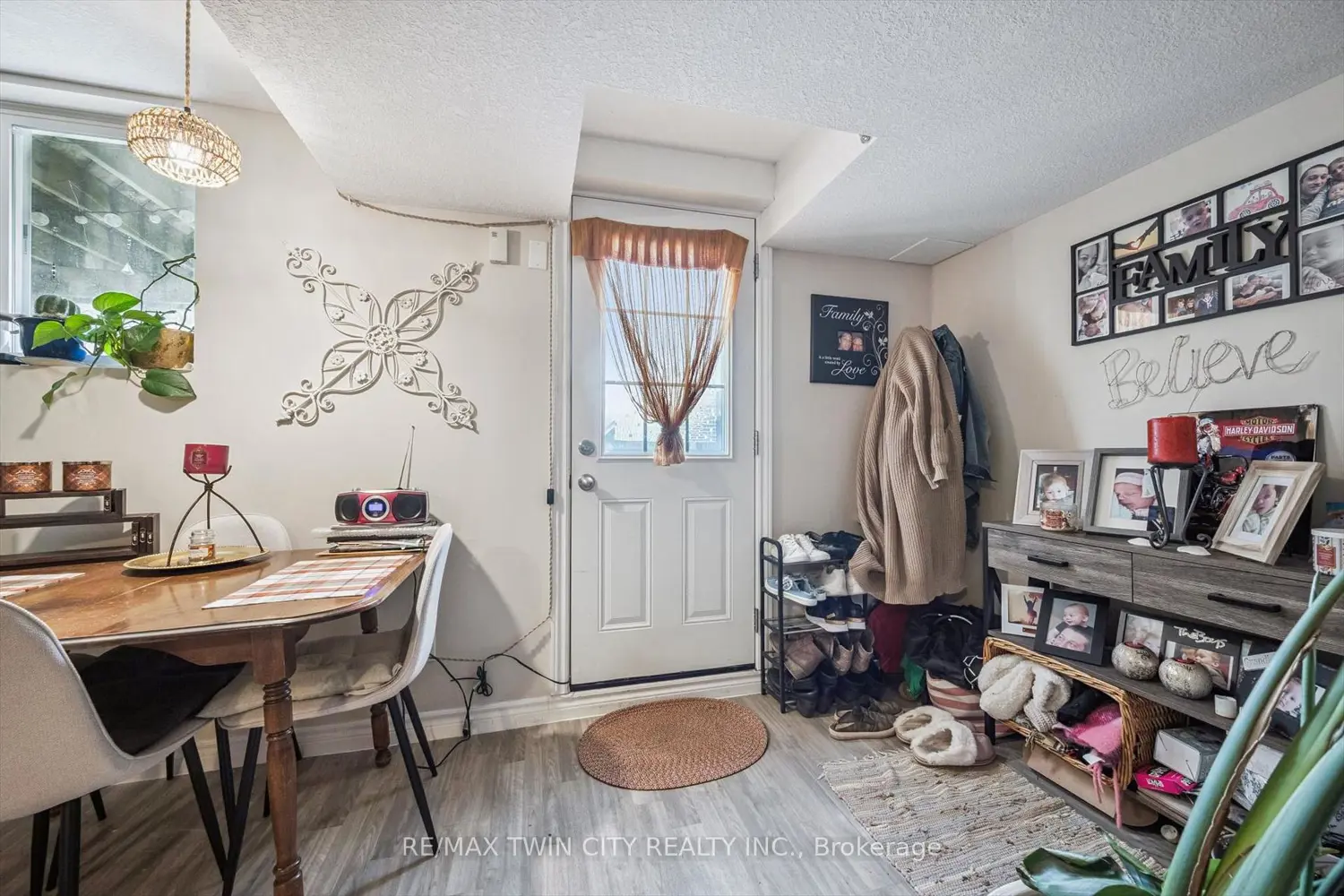 Additional image 11 of 27 Vicmount Drive