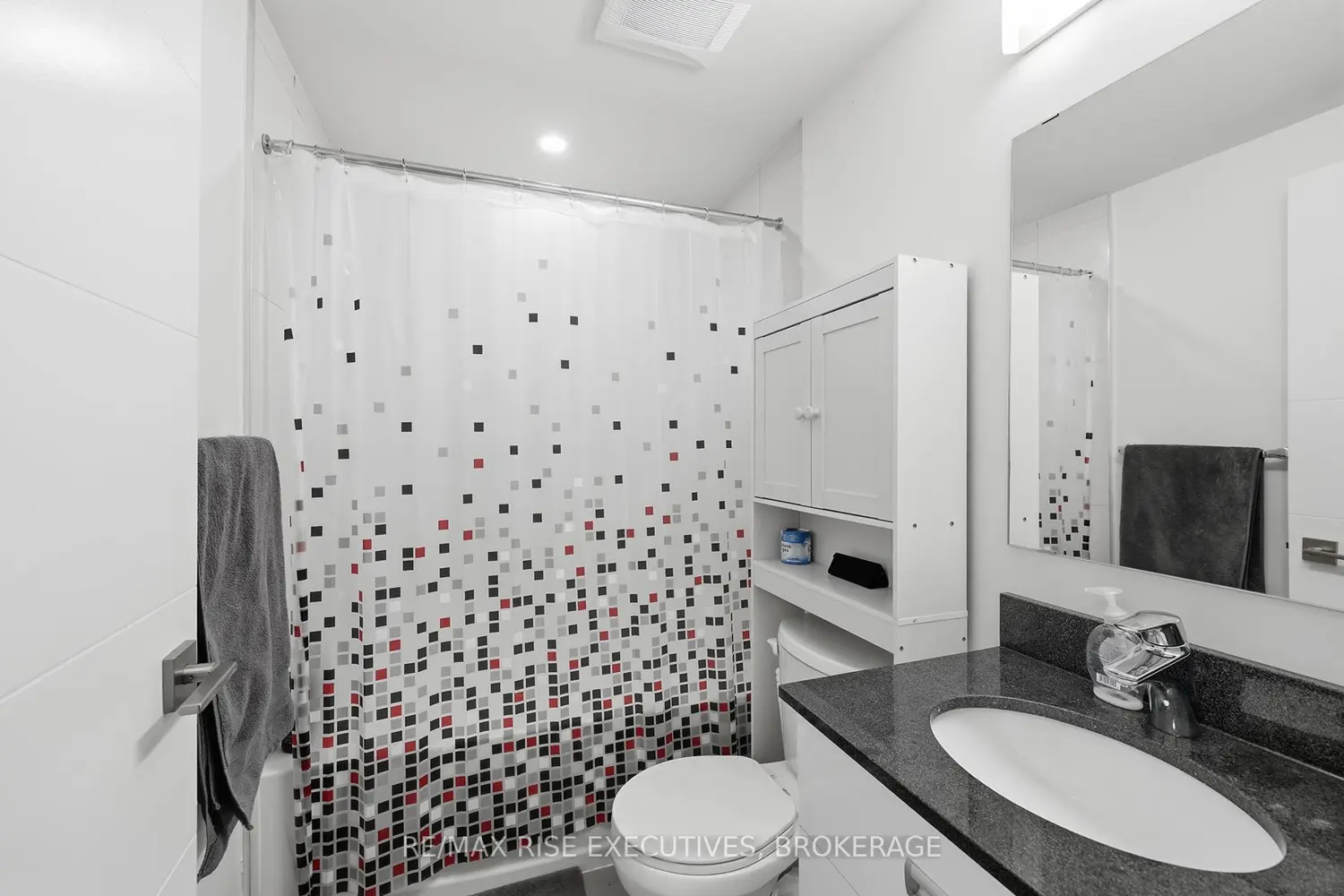 Additional image 8 of 652 Princess Street 423
