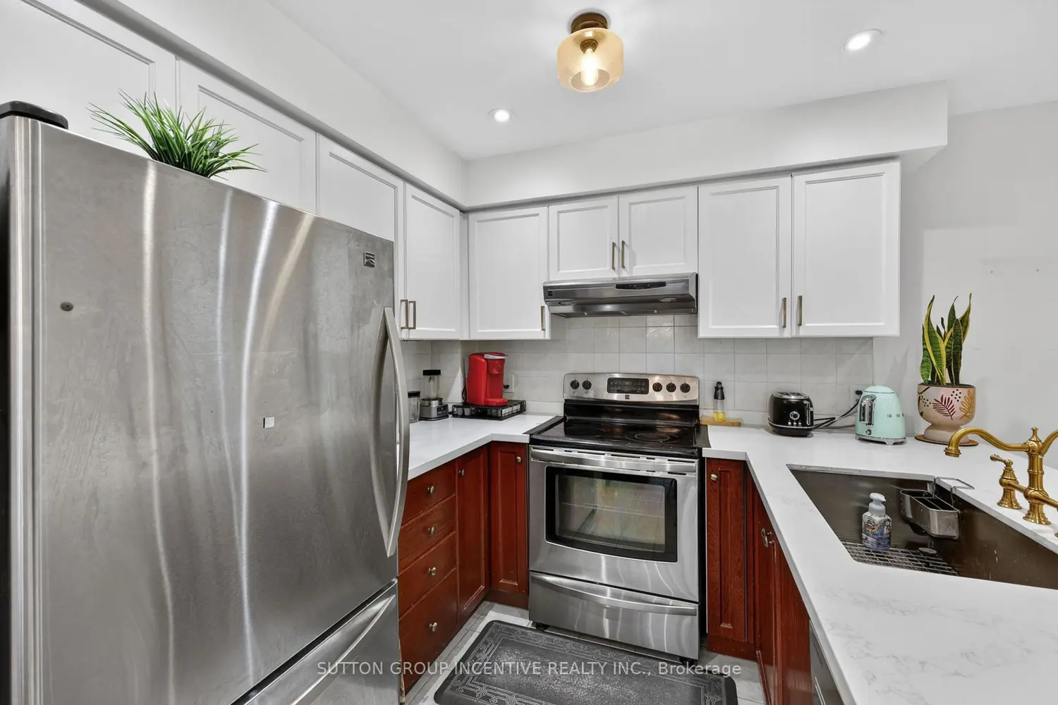 46 Bates Court photo 4