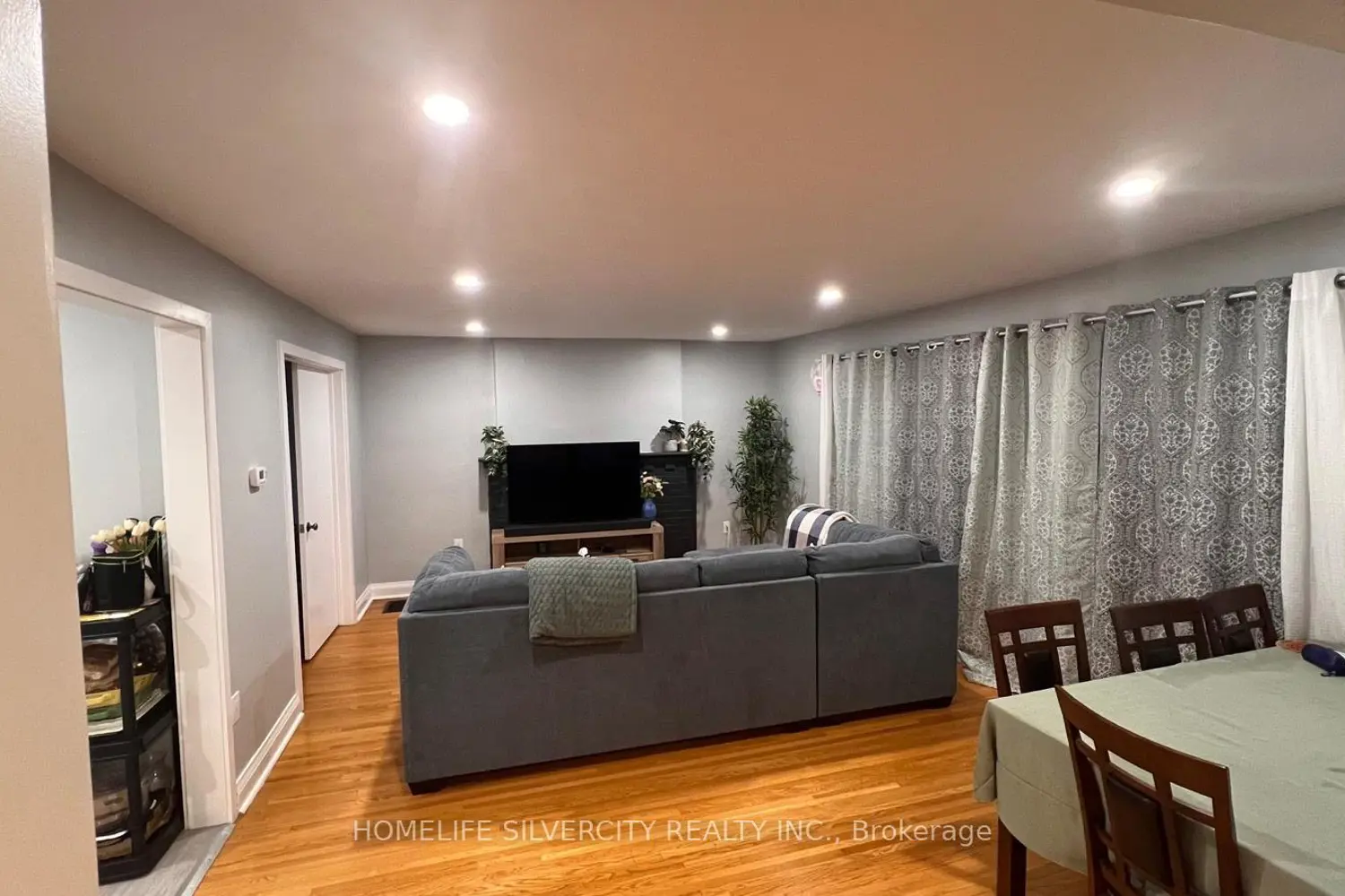 Additional image 19 of 65 English Street